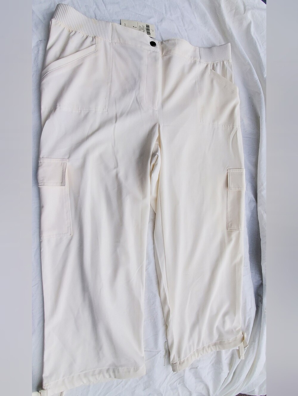 Zenergy by Chico's Off-White Capri Pants, Chico's Size 2 = USA Large/12